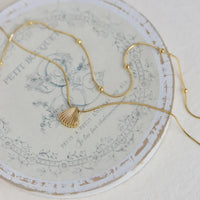 Gold Saint James Shell Flower Necklace - Lila