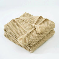 Knitted Wool Blanket with Tassels - NordicCozy