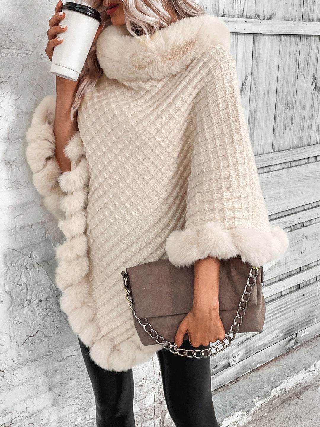 Comfortabele Dames Winter Poncho - Aurora
