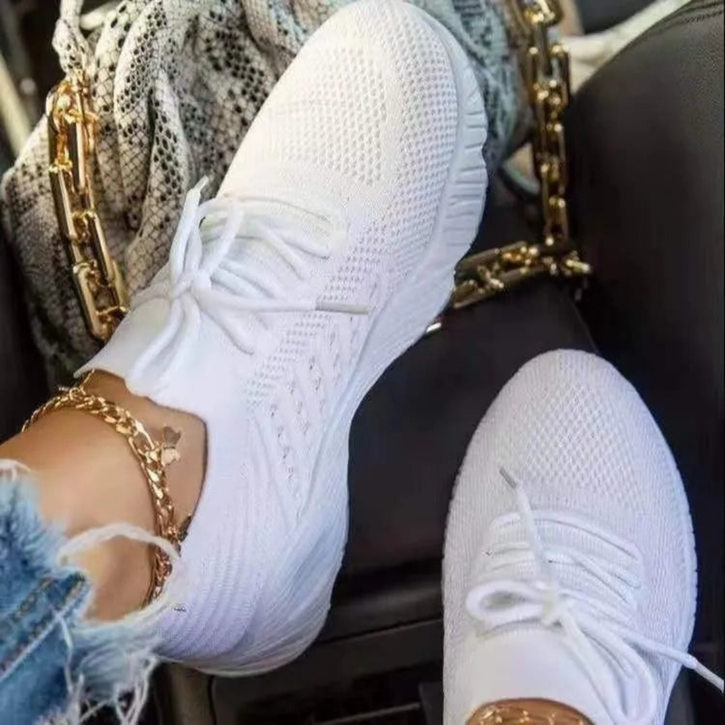 Breathable chunky women's sneakers with laces – Saphira