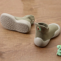 Spring in het Rond met Zeno – Flexibele Barefoot Sneakers voor Kinderen