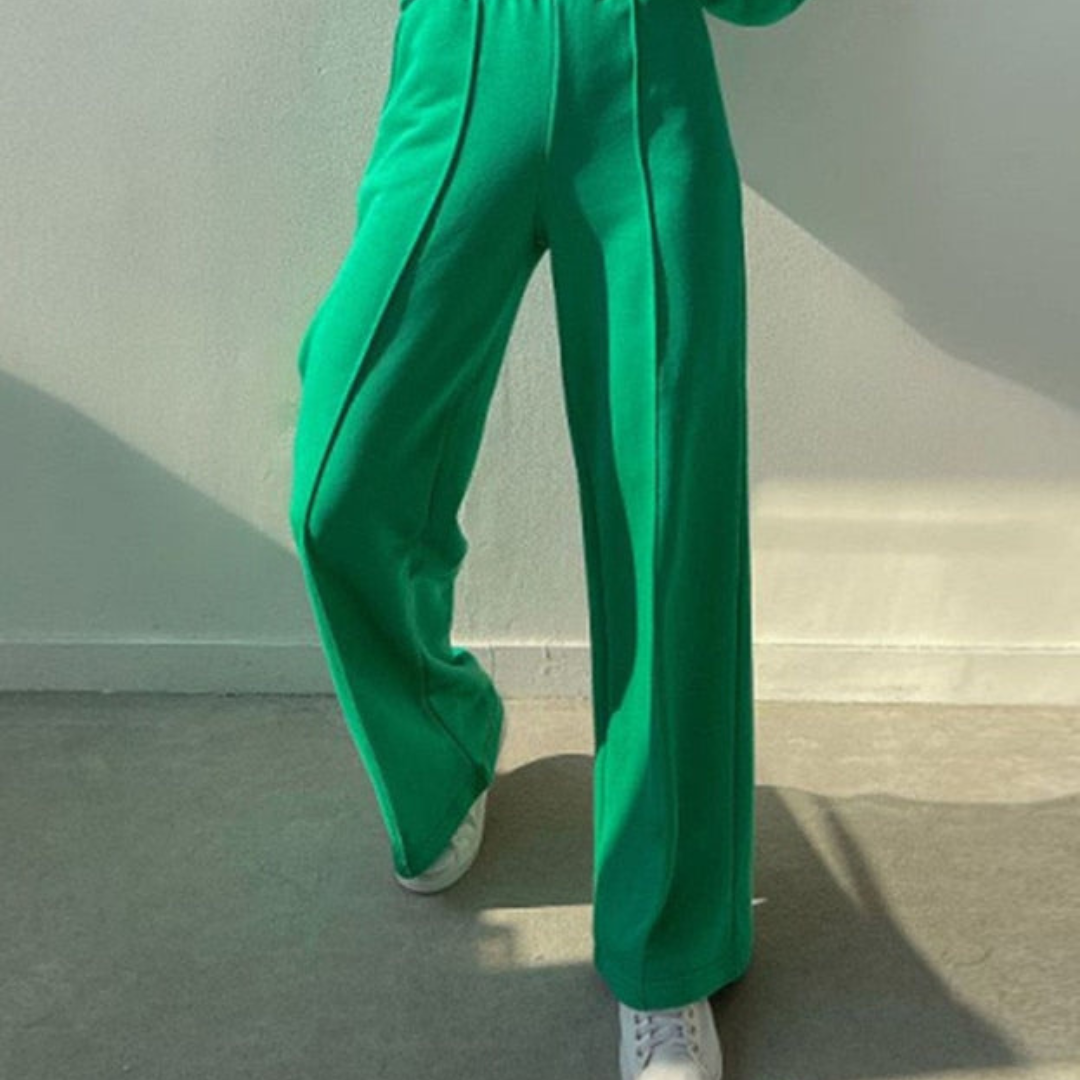 Comfortable and Luxury 2-Piece Tracksuit – Isabel