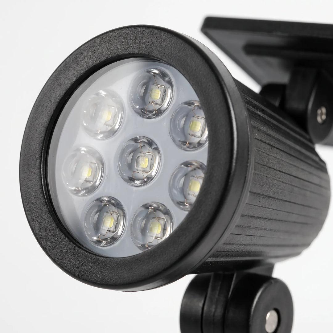 Adjustable Outdoor Solar Spotlight - Aurinox