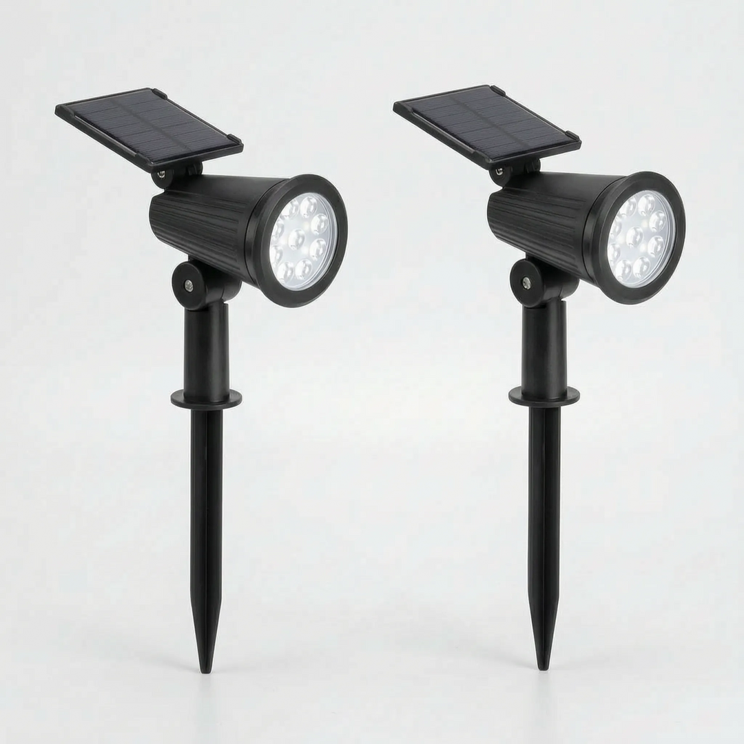 Adjustable Outdoor Solar Spotlight - Aurinox