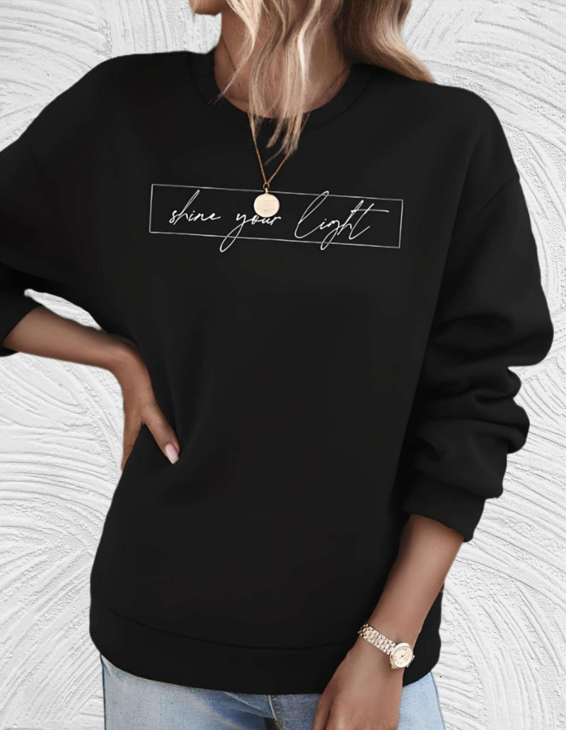 Oversized damski sweter z okrągłym dekoltem - Luna