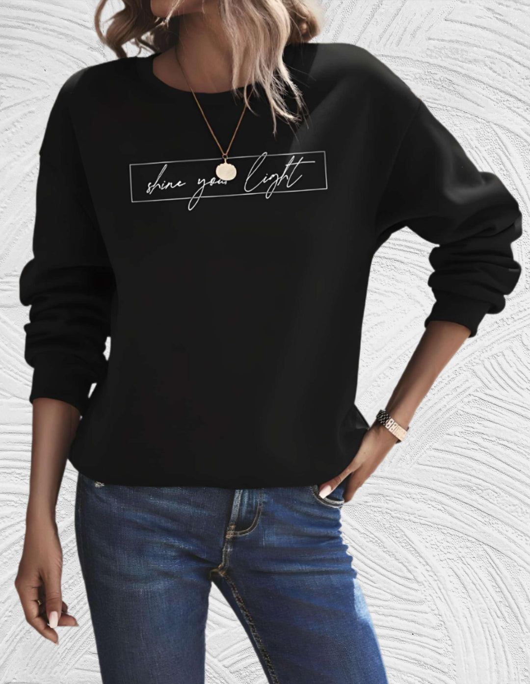 Oversized damski sweter z okrągłym dekoltem - Luna