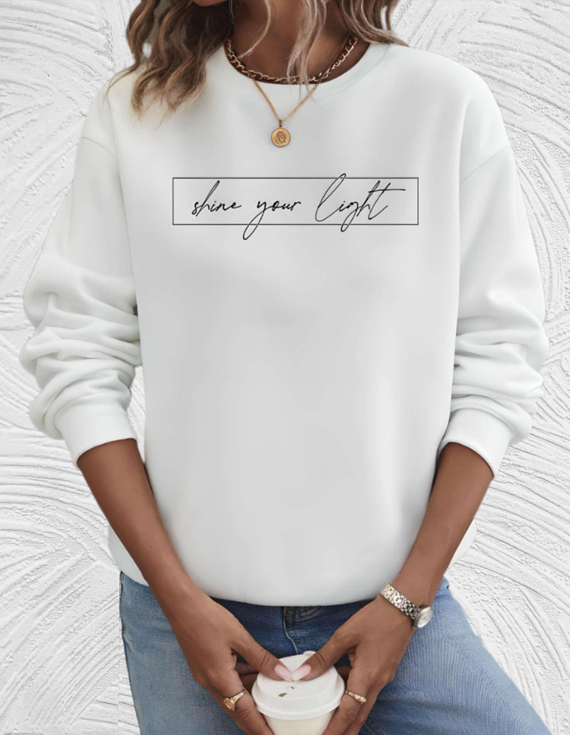 Oversized damski sweter z okrągłym dekoltem - Luna