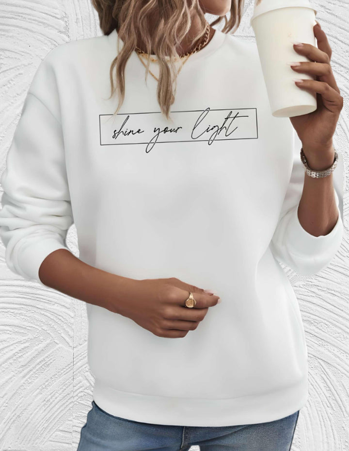 Oversized damski sweter z okrągłym dekoltem - Luna