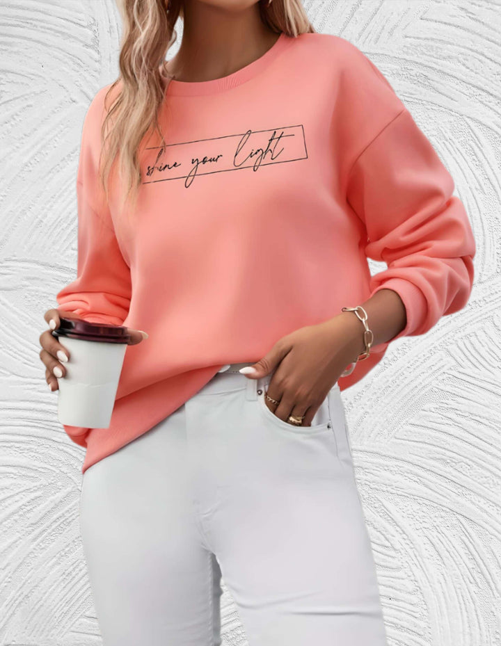 Oversized damski sweter z okrągłym dekoltem - Luna