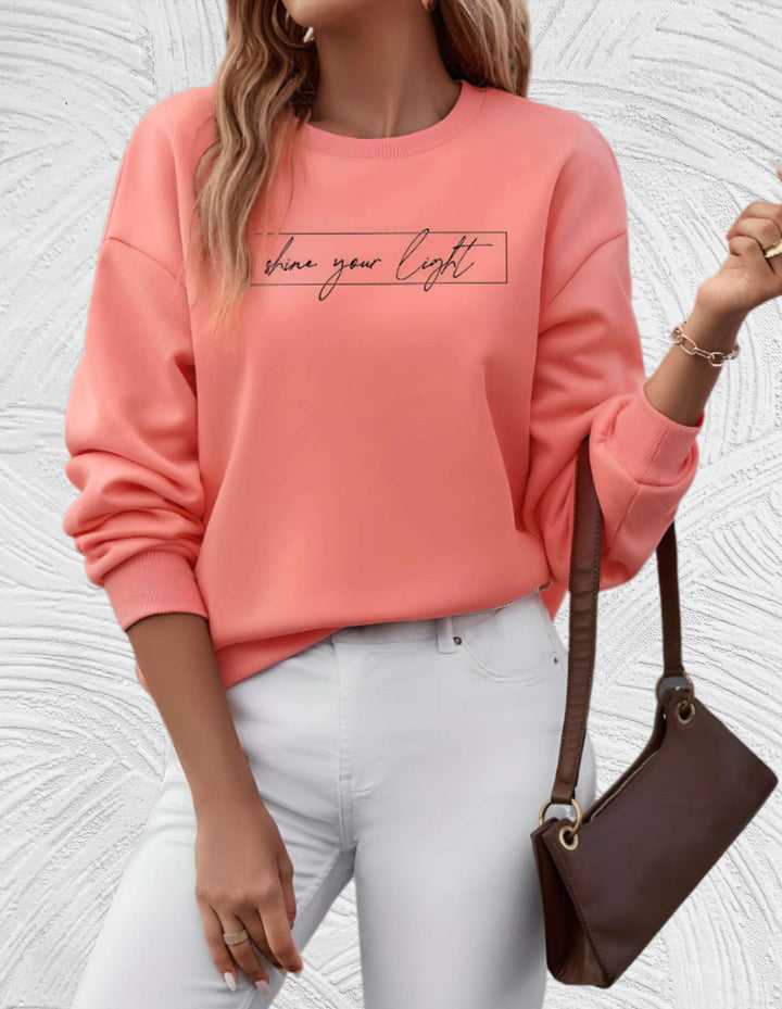 Oversized damski sweter z okrągłym dekoltem - Luna