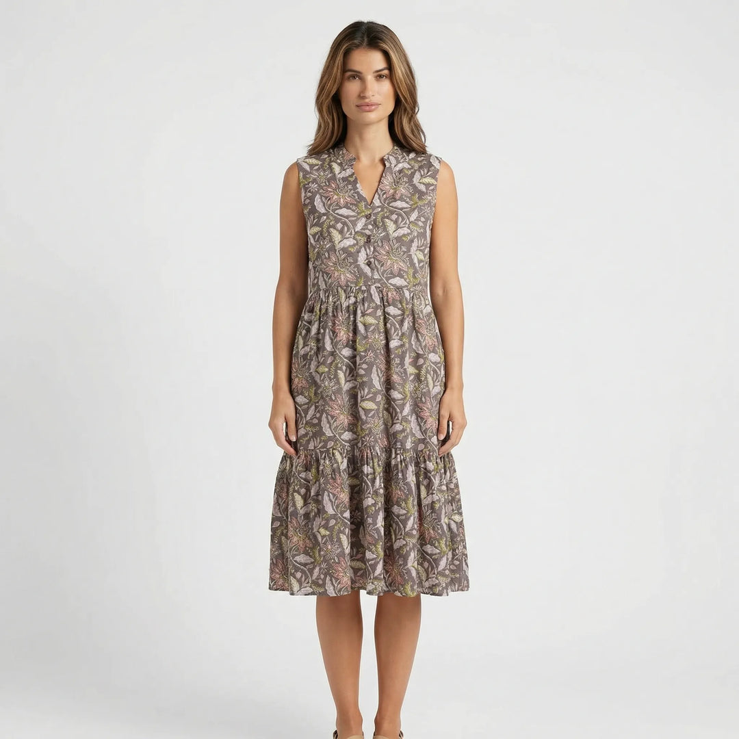 Ärmelloses Midikleid Mit Stufenrock - Dana