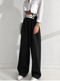 Timeless Women's Pants with Stylish Fit - Clara
