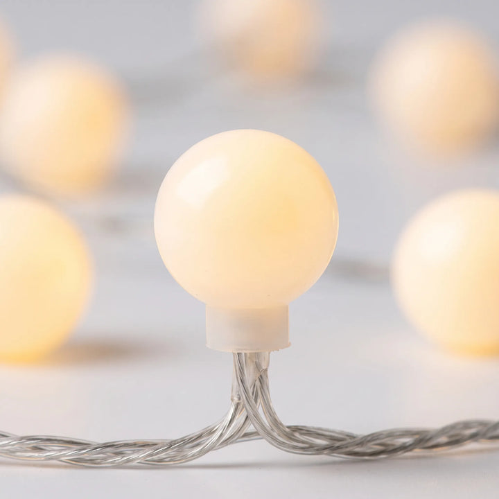 Ball Shaped LED String Lights - Lumoria