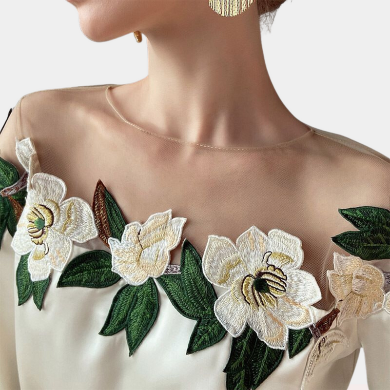 Floral Beige Women's Blouse with Loose Fit – Elvira