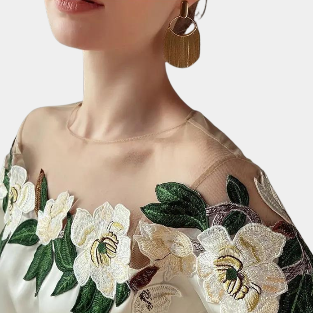 Floral Beige Women's Blouse with Loose Fit – Elvira
