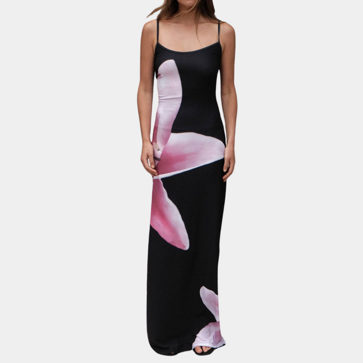 Casual Summer Dress with Figure-Flattering Fit – Lucine