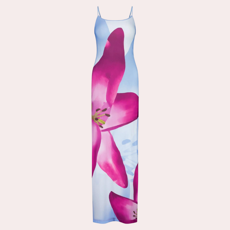 Casual Summer Dress with Figure-Flattering Fit – Lucine