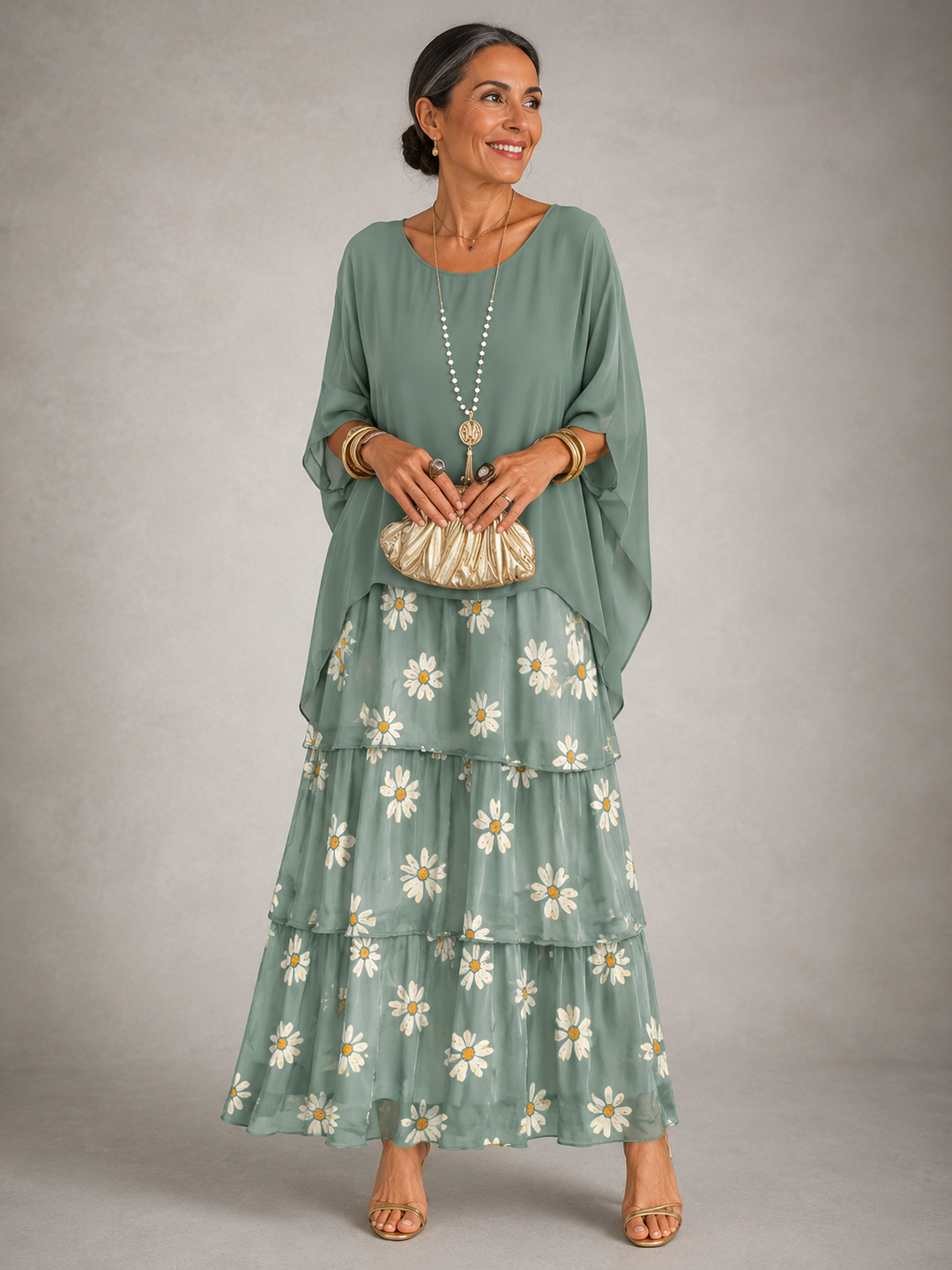 Elegant Flowing Maxi Dress 8