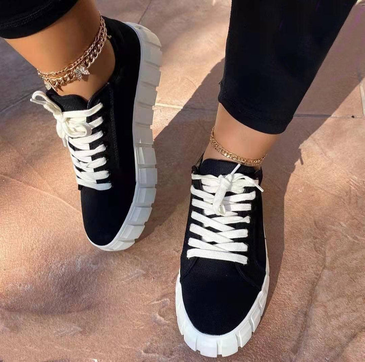 Chunky Sole Casual Women's Sneaker - Melissa