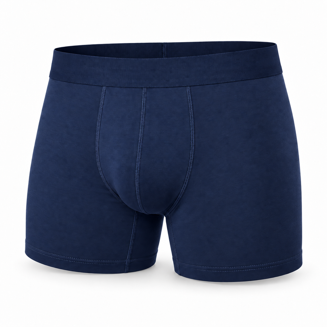Donkerblauwe boxershort met langere pijp, vooraanzicht van één exemplaar met zichtbare naden en brede tailleband. 4