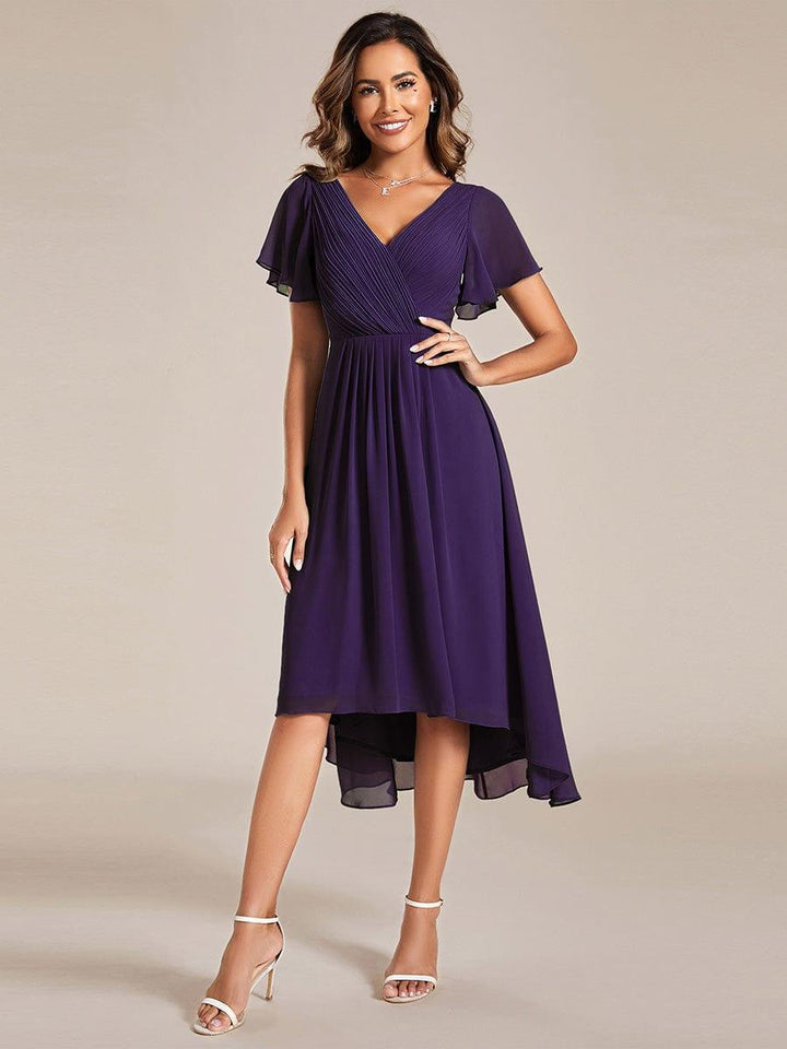 Chiffon jurk voor een bruiloftsgast met een asymmetrische zoom, V-hals en korte mouwen 120