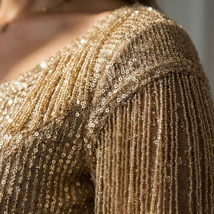 Glamouröses Partykleid Mit V Ausschnitt - Loreen