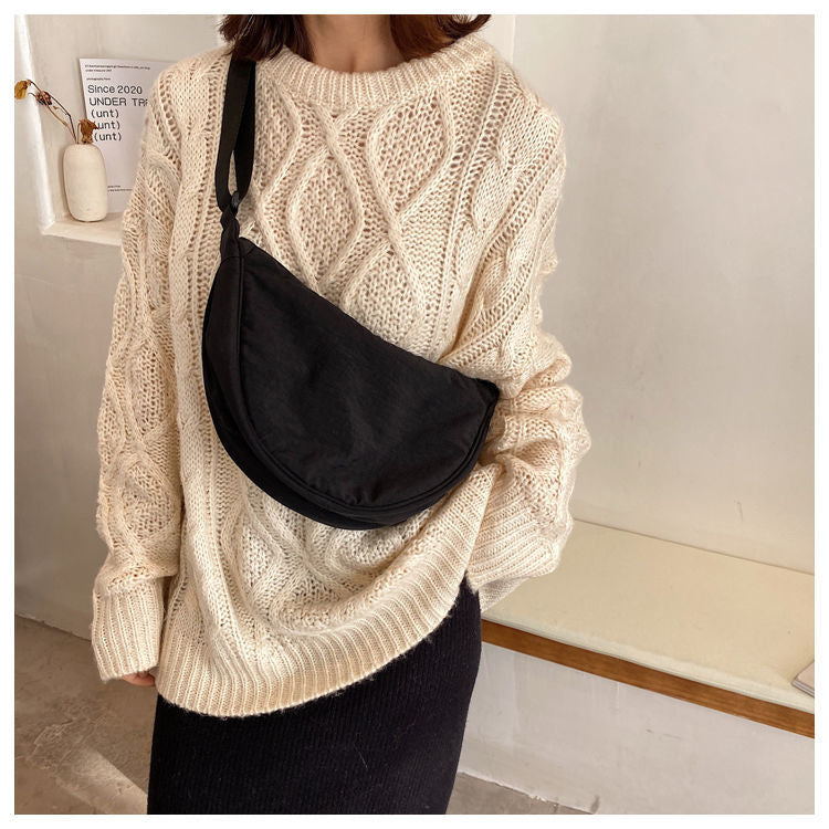 Stijlvolle Half Moon Crossbody Bag - Luna