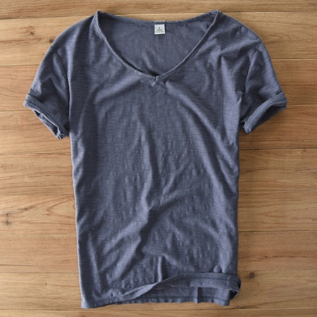 Lichte linnen V-hals shirt heren – Ademend & Zomerachtig – Thilo