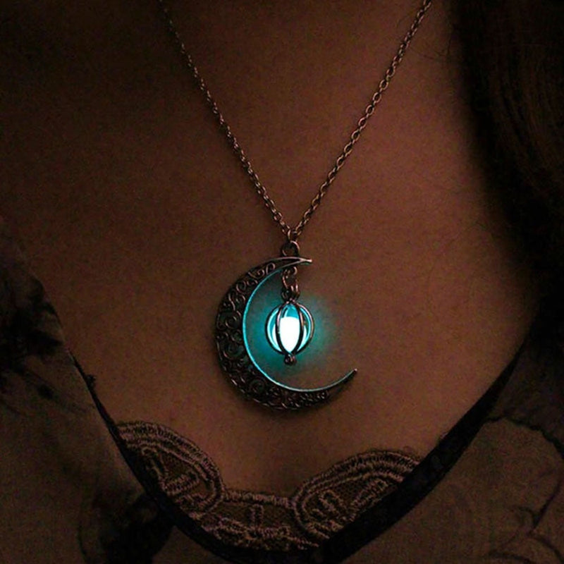 Illuminated Moonlight Necklace - Lunara