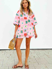 Trendy summer outfit with colorful blouse and shorts - SonneSet