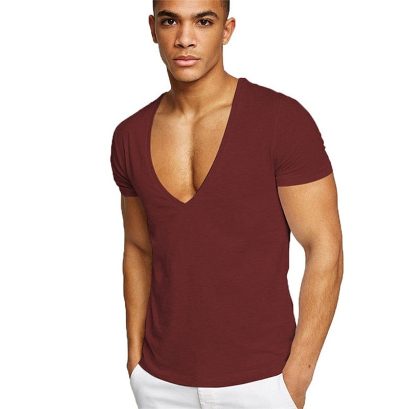 Casual and figure-flattering men's V-neck T-shirt – Jonas