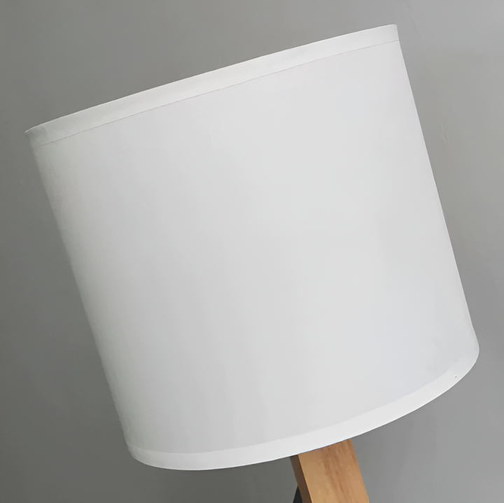 Flexible Robot Desk Lamp Made of Solid Wood – LumoBot