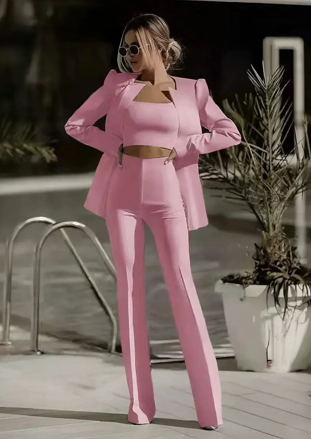 Fashionable 3-piece set with blazer, top, and skirt – Jamalia