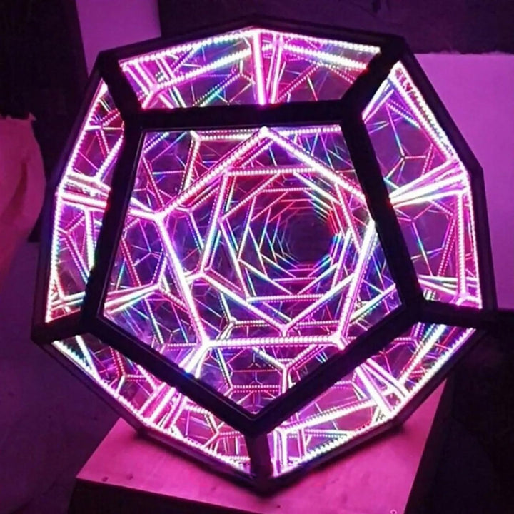 3D LED Light Globe with Depth Illusion – LumaCore