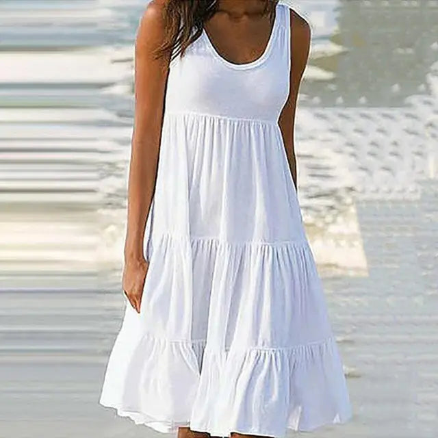 Trendy sleeveless mini dress with round neckline - Amelie