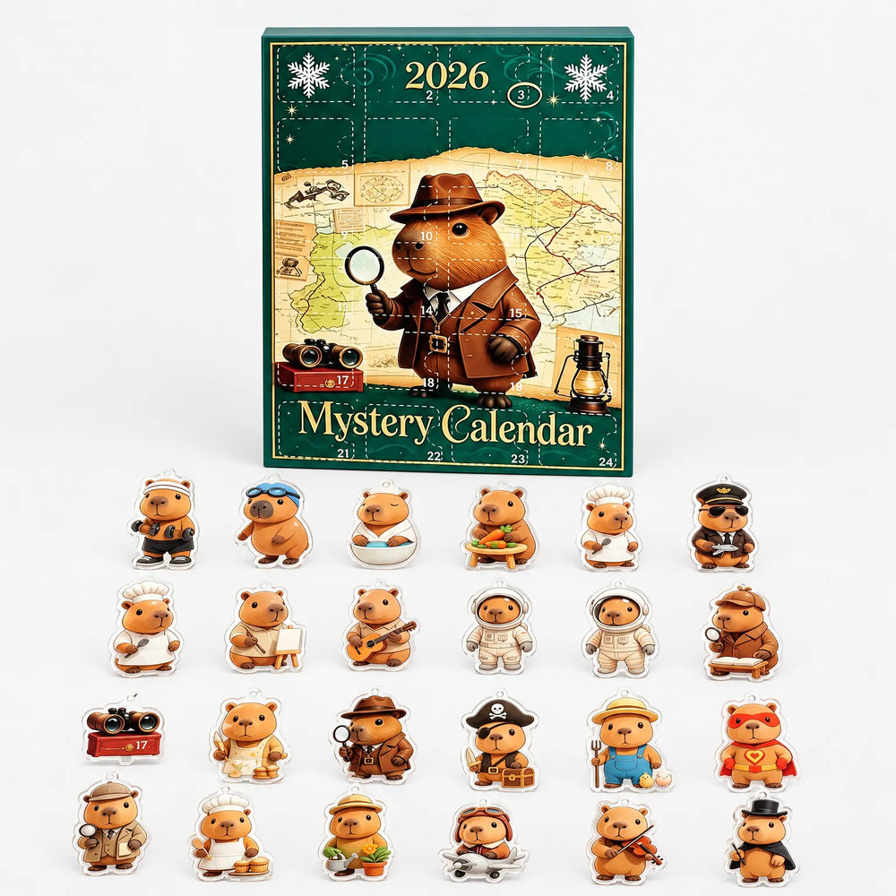 Groene kalenderdoos met een capibara-detective, daaronder 24 doorzichtige capibara-hangers als astronaut, kok, piraat, boer, piloot en superheld uitgestald. 2