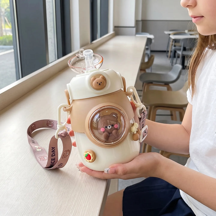 Kinderdrinkfles Met Cartoonfiguur - Bubblio