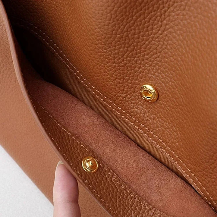 Trendy Leather Shoulder Bag - Mila
