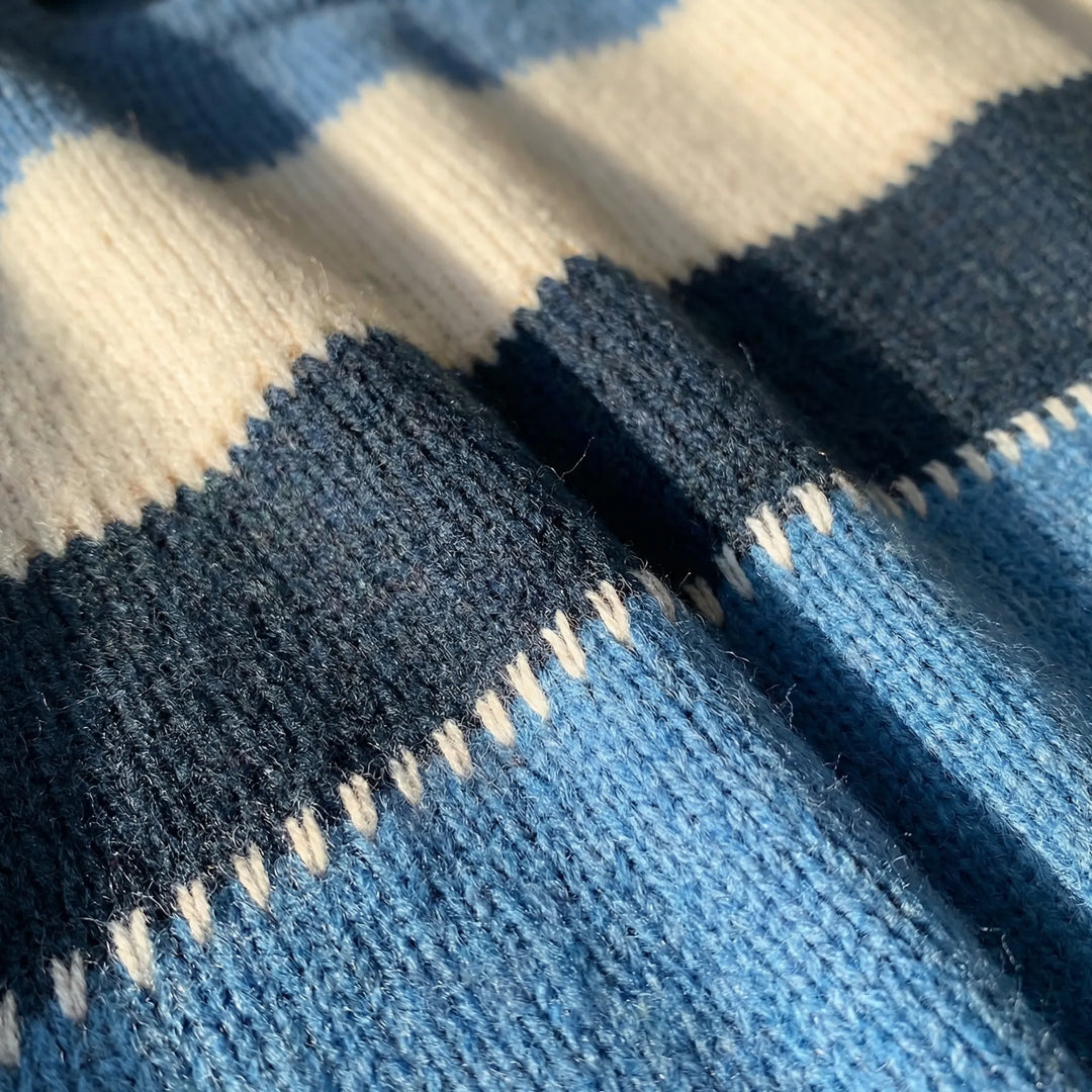 Locker Sitzender Damenpullover - Josefine