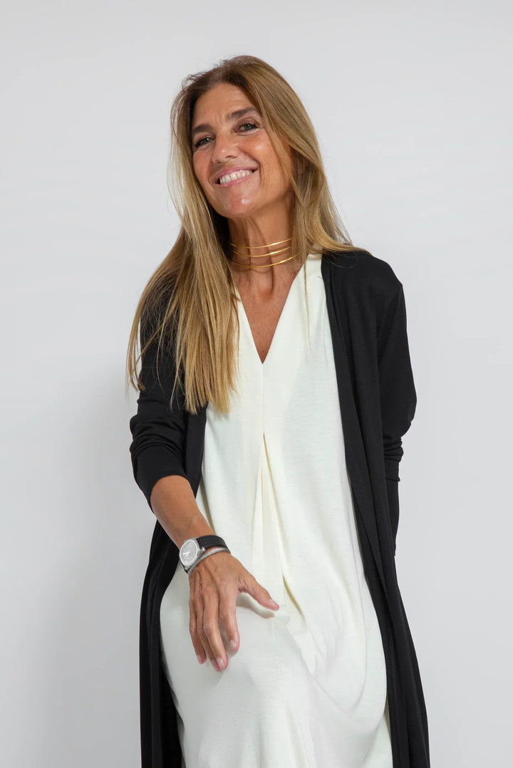 Long Sleeveless Dress With V-Neckline - Cynthia