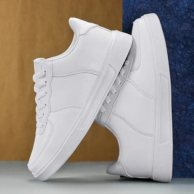 Białe i czarne skórzane lekkie sneakersy dla mężczyzn - Max