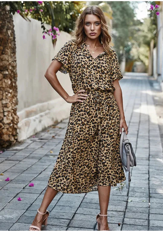 Vintage Summer Dress with Mid-Length Sleeves – Maevy
