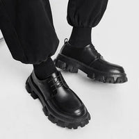 Nowoczesne skórzane buty z grubą podeszwą - Ethan