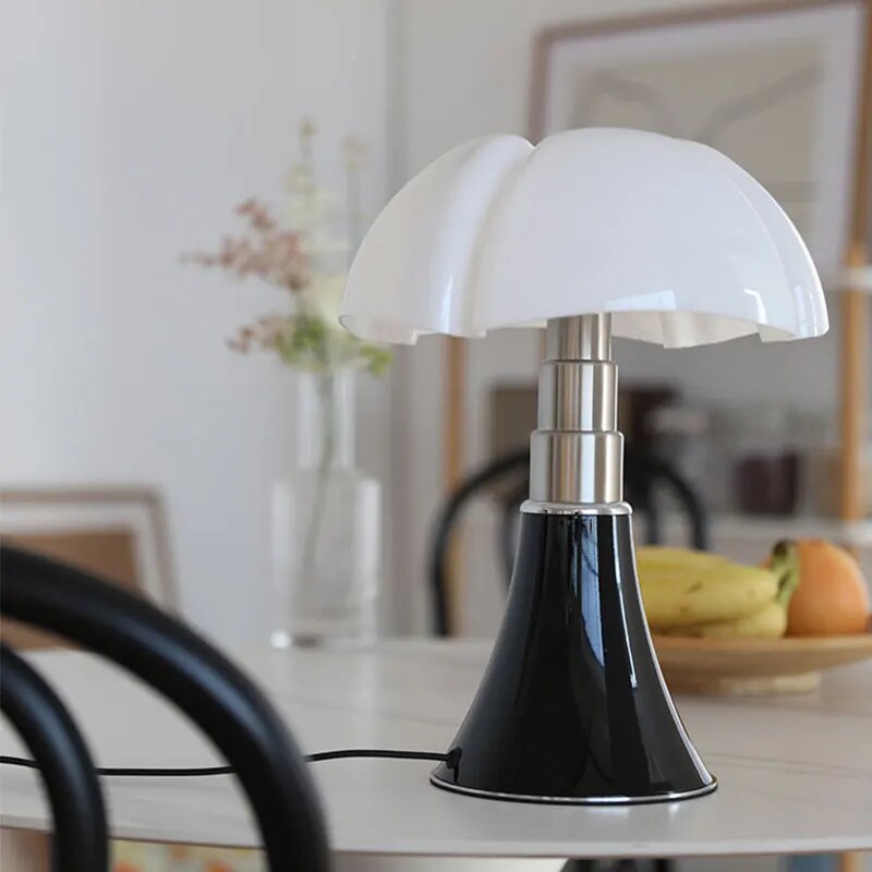 Stylish Floral Table Lamp – Fleur