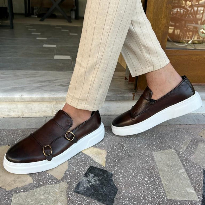 Vetersloze heren leren sneakers met gespspecificaties – Dante