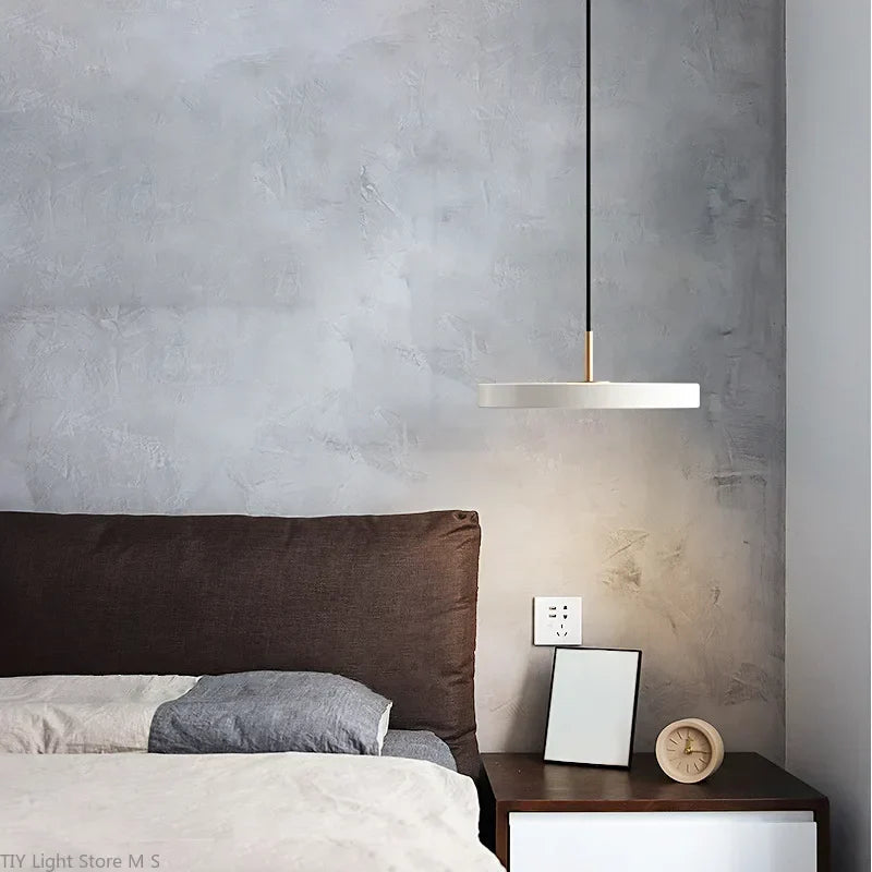 Scandinavian Pendant Lamp with Minimalist Design - Lyssa