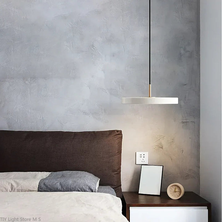 Scandinavian Pendant Lamp with Minimalist Design - Lyssa
