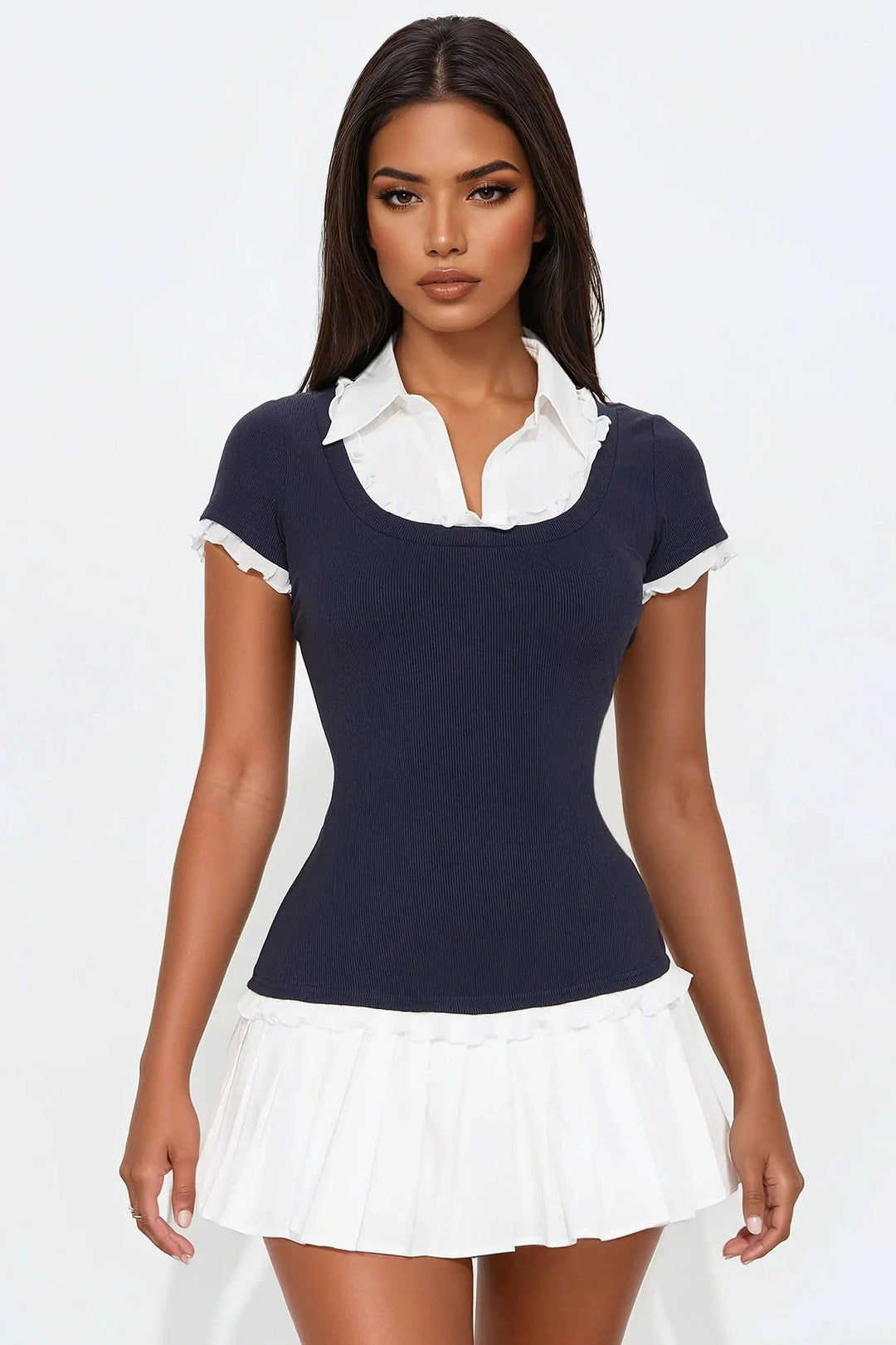 Trendy mini dress with ruffles and a tailored fit - Nia