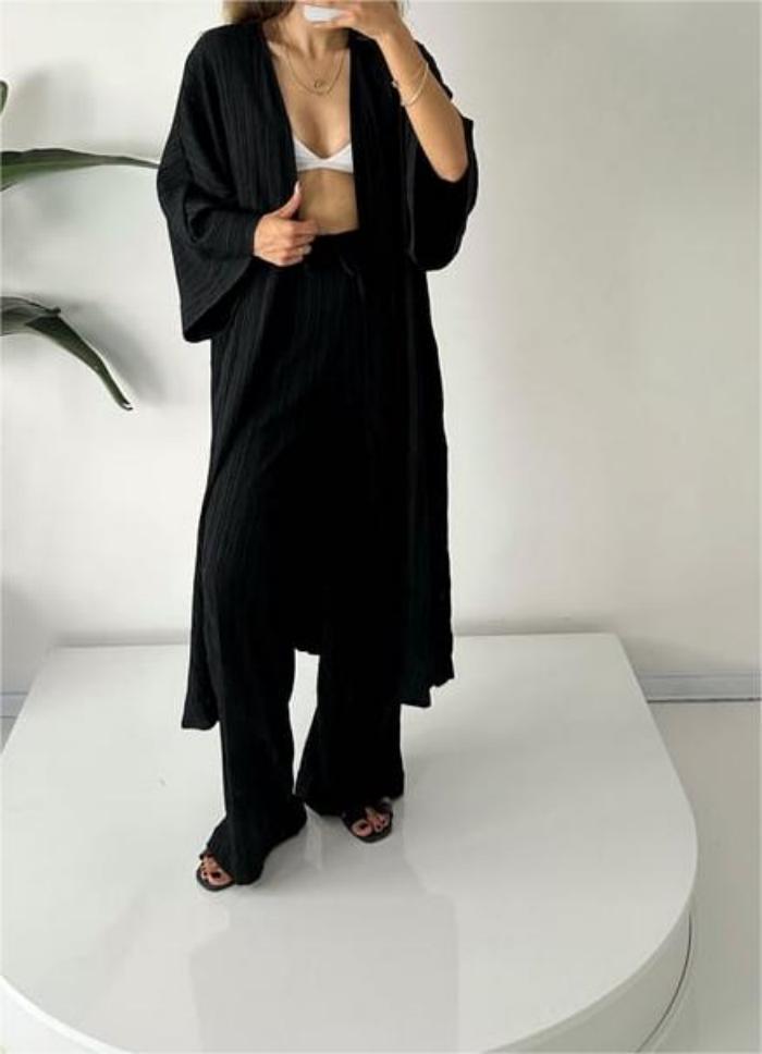 Two-Piece Relaxed Set with Cardigan and Pants – Alizéa