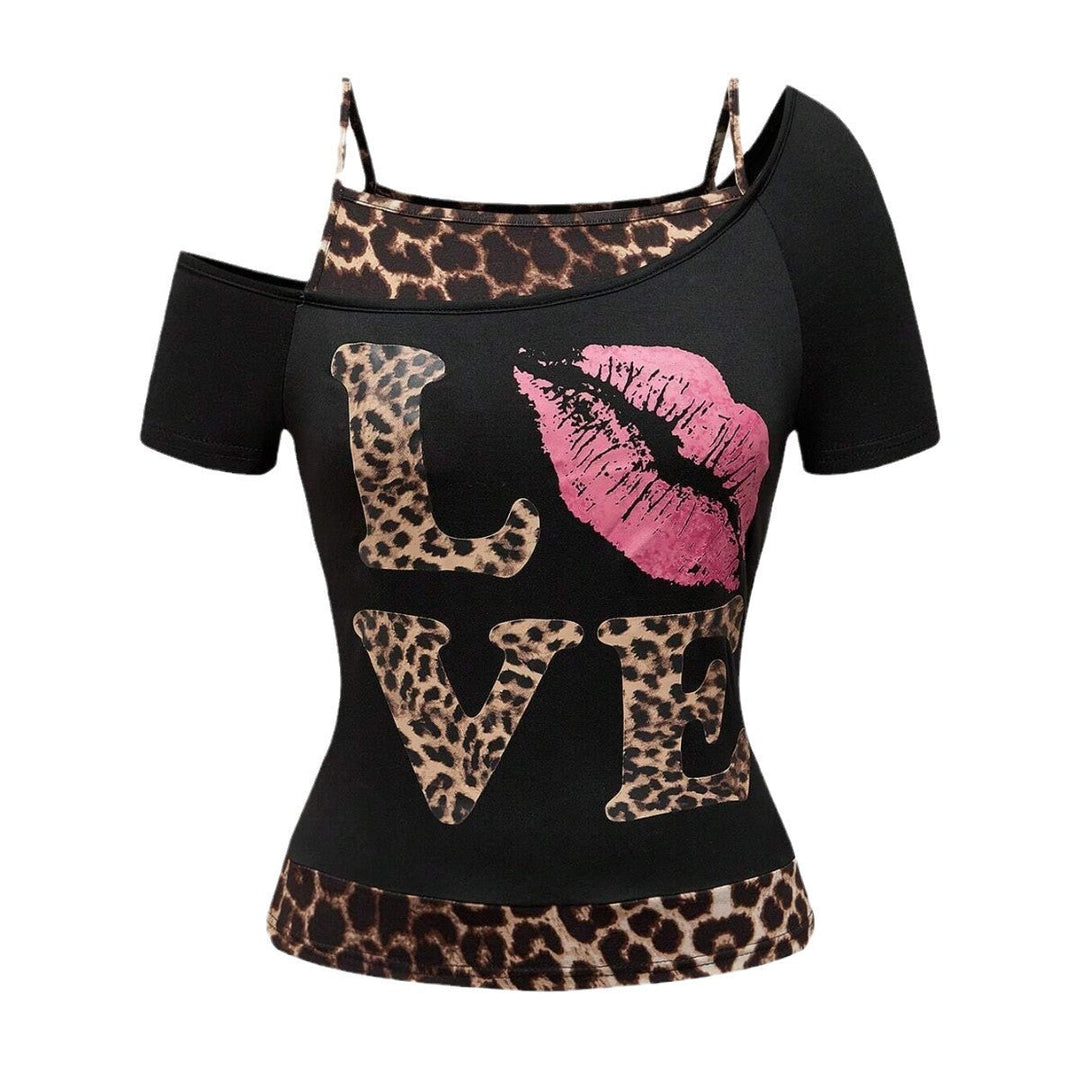 Trendy women's off-shoulder shirt with leopard print - Zaria